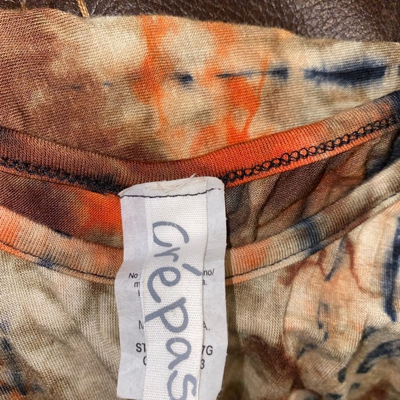 Crepas Top - Picture 4 of 5